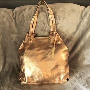NWOT Vince Camuto Rose Gold Bucket Bag